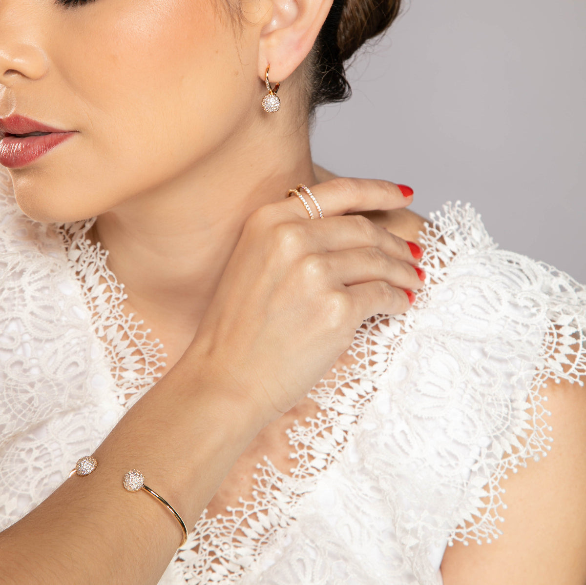 Bracelete Dourado Cravejado