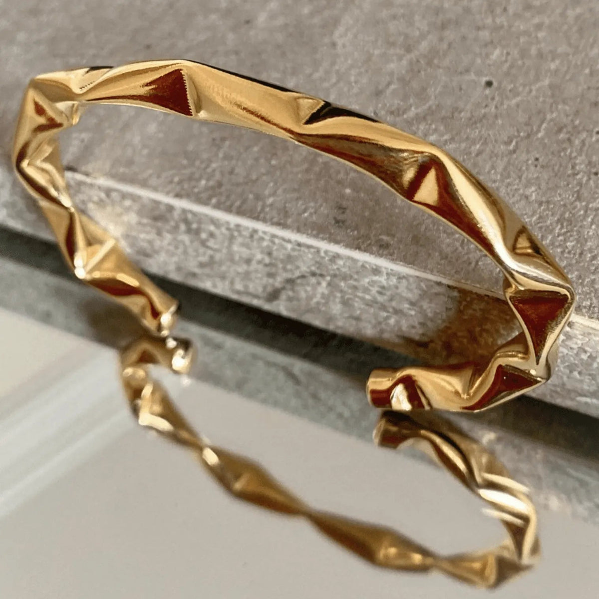 Bracelete Feminino Dourado 