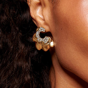 Brinco Cravejado Acetinado