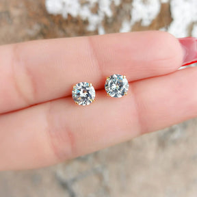 Brinco Ponto de Luz 6mm