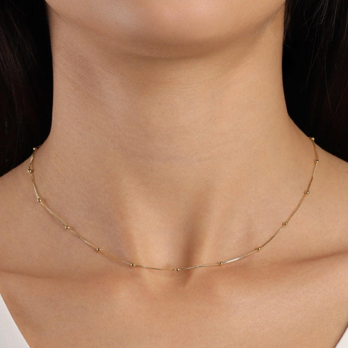 Choker Dourada Bolinha