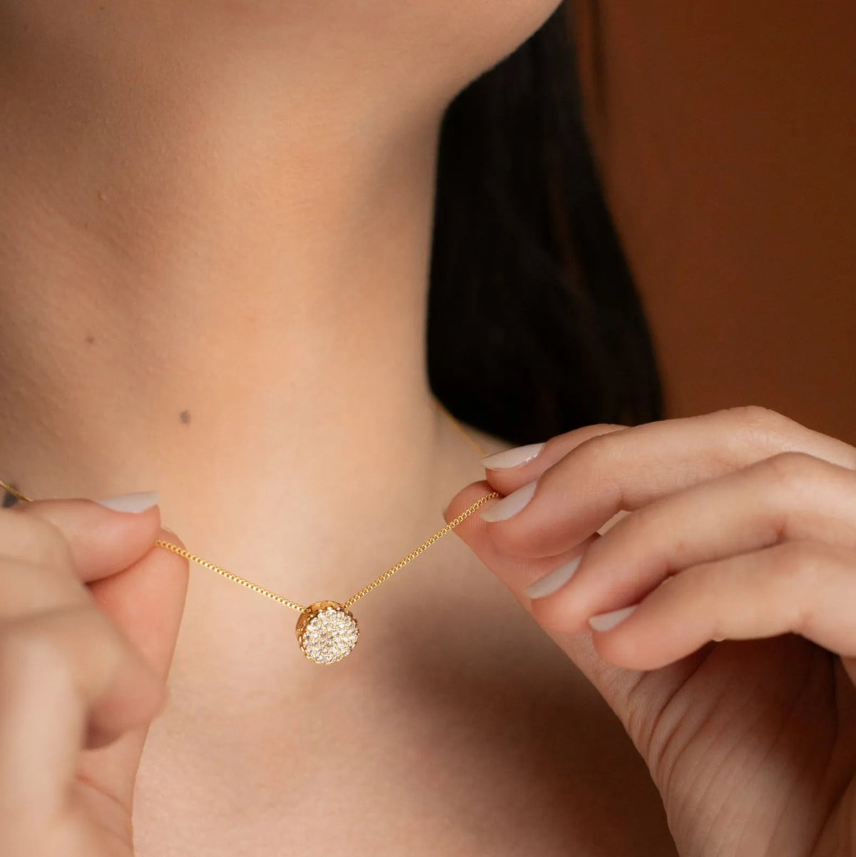 Colar Dourado Cravejado