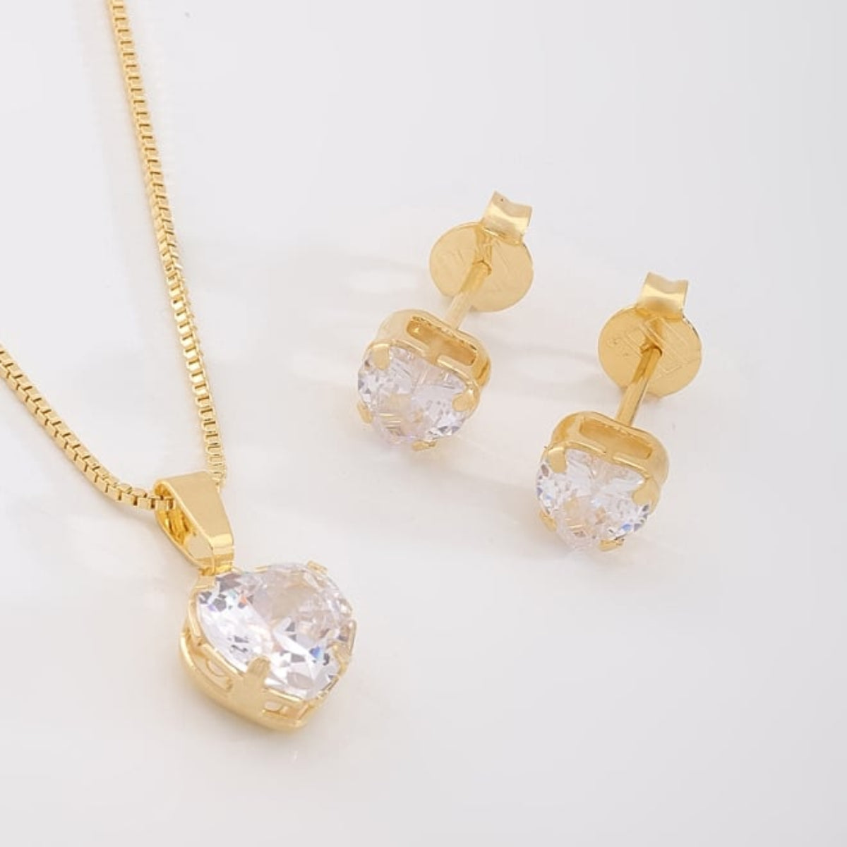 Conjunto de Colar e Brinco Coração 