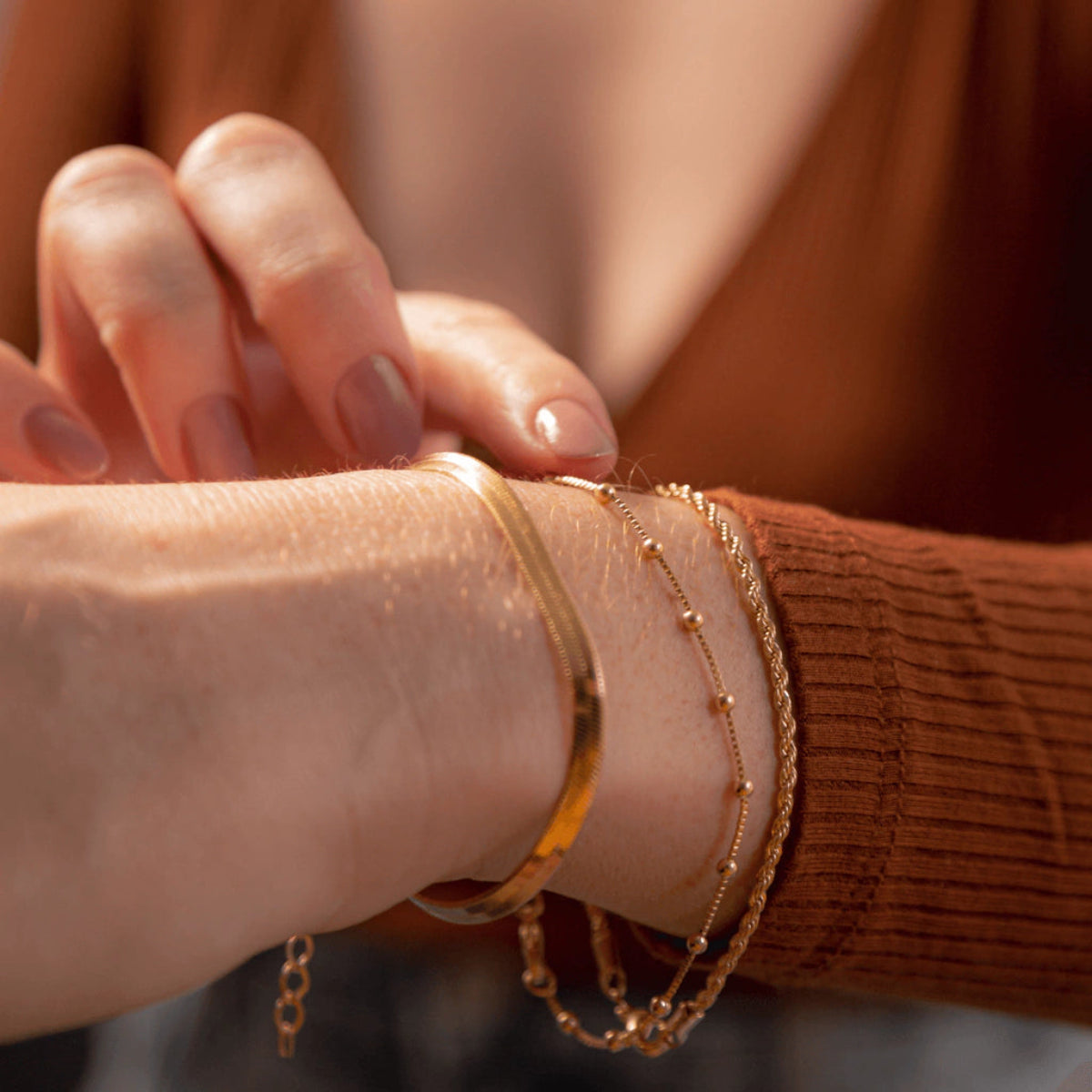 Pulseira Dourada Bolinha